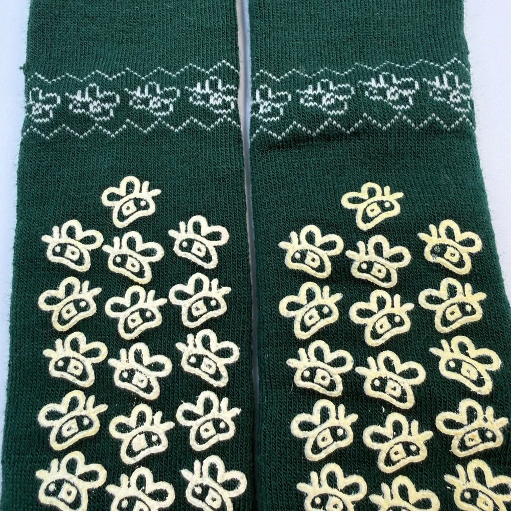 Disney‎ Winnie the Pooh Slipper Socks Green Knit Non Slip Bee Grip Crew Socks